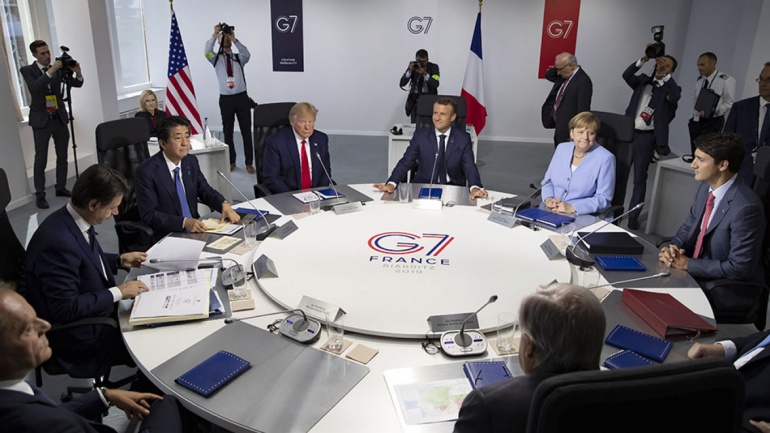 Требование Трампа пригласить Путина разжигает спор G7